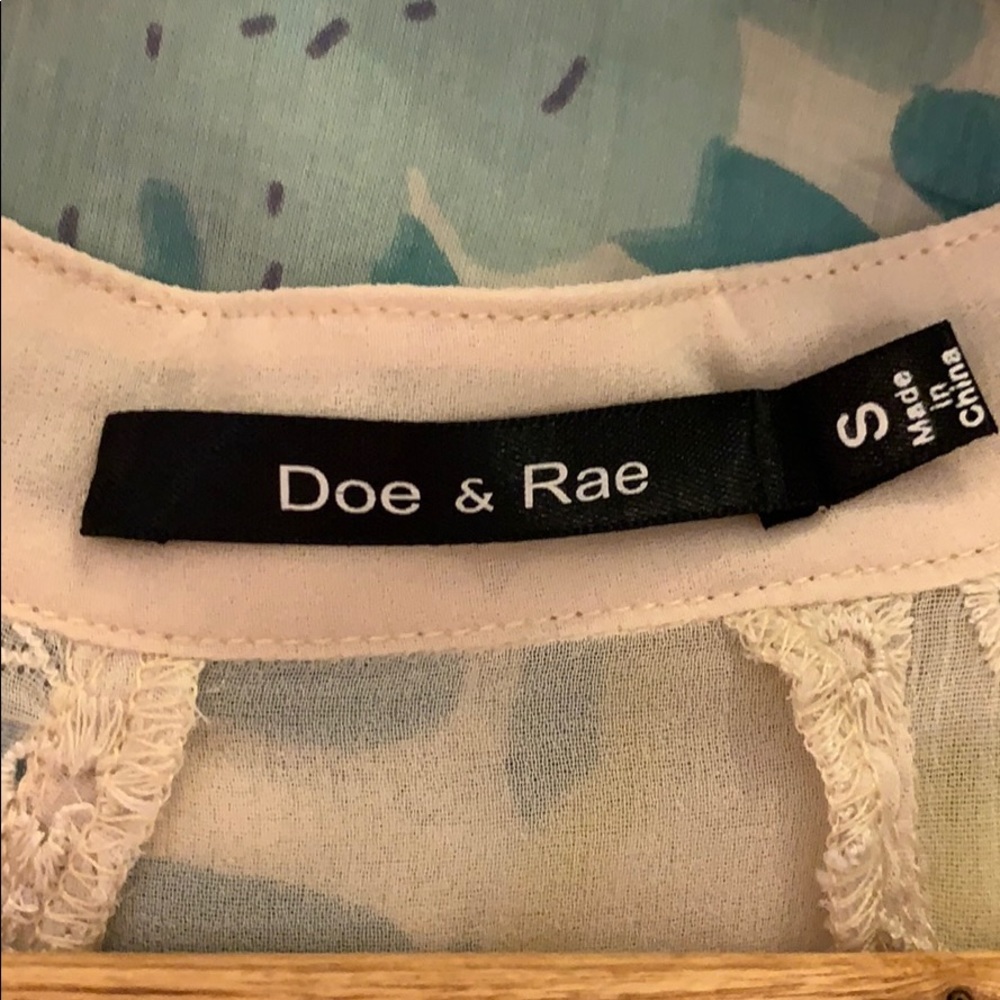 Doe and Rae Blouse - Picture 3 of 7